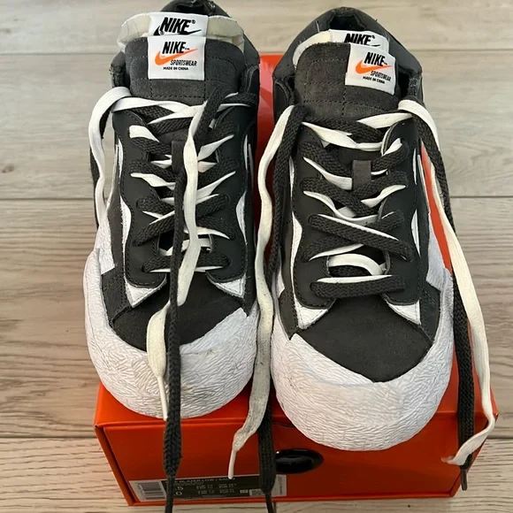 Sacai | Shoes | Worn Nike Sacai Grey Low Tops With Box  display picture 1
